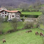 Casa Carielda 컨트리하우스 Pembes