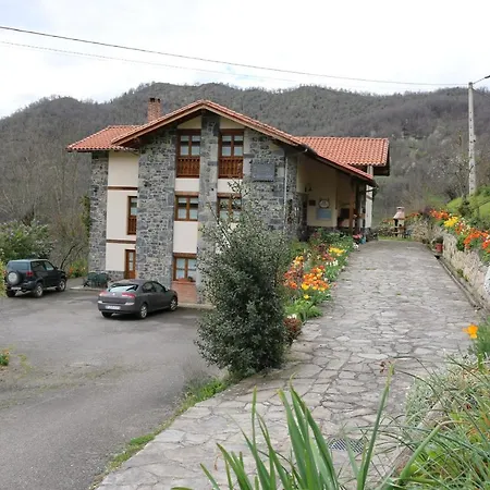 Country house Casa Carielda Pembes