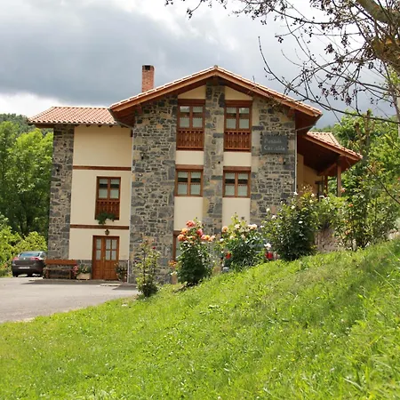 Casa Carielda * Pembes