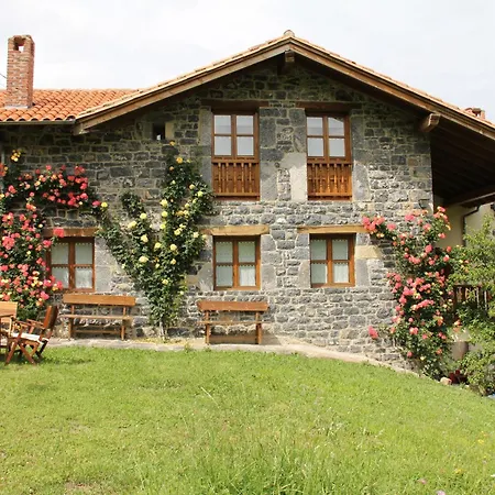 Casa Carielda * Pembes