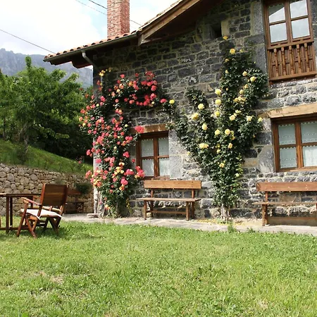 Casa Carielda * Pembes