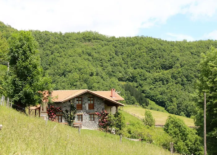 Casa Carielda * Pembes